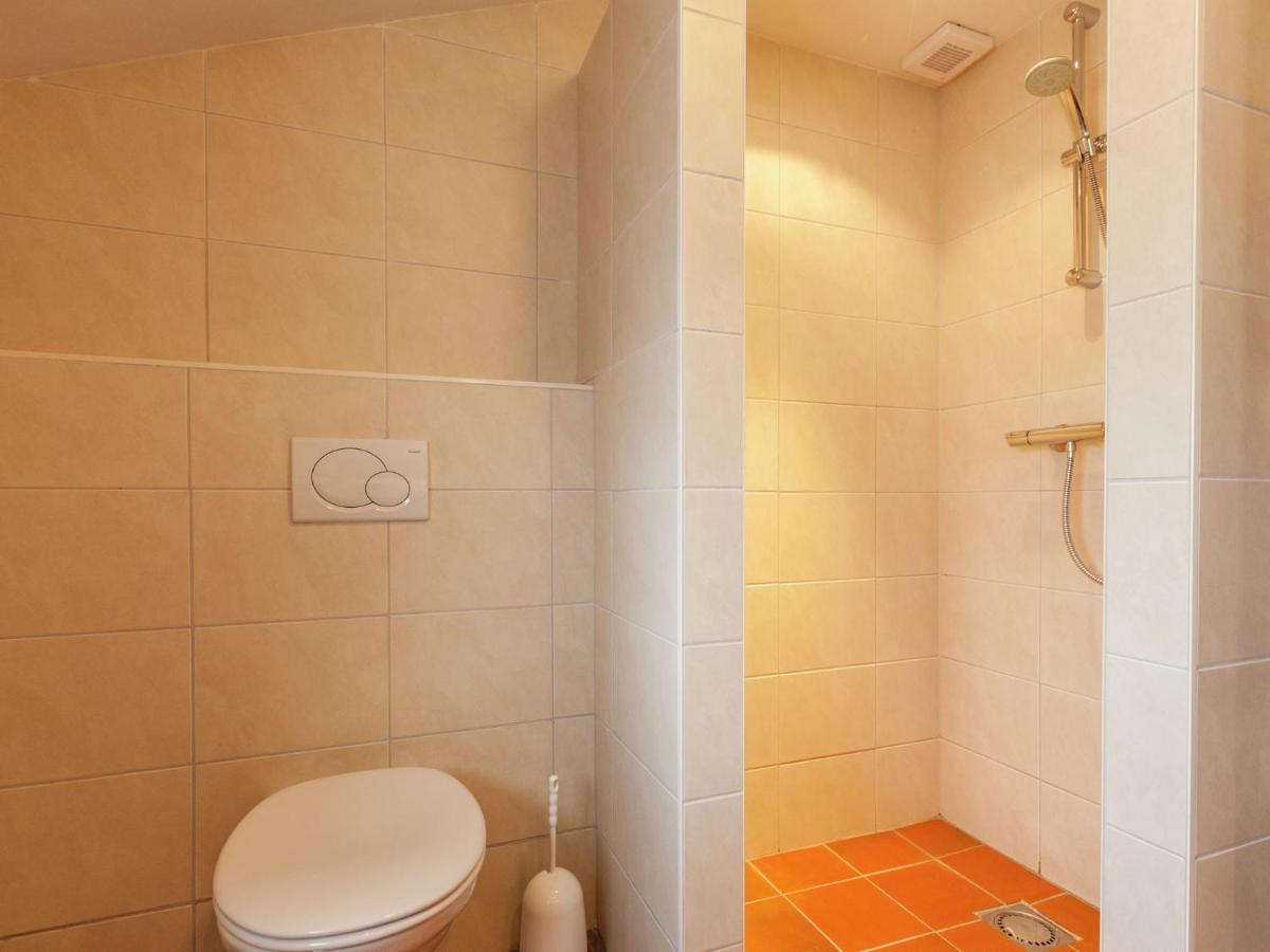 Cozy Holiday Home In Oisterwijk With Swimming Pool エクステリア 写真