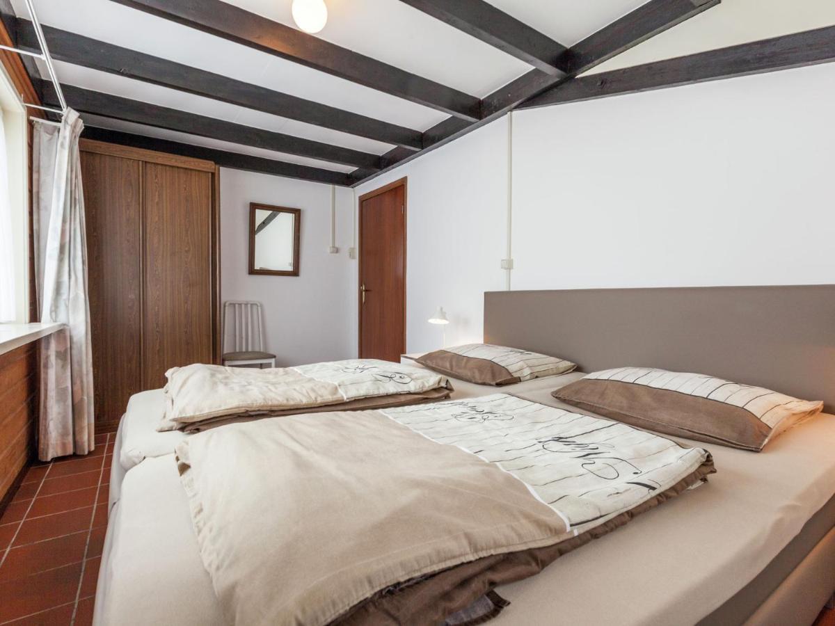 Cozy Holiday Home In Oisterwijk With Swimming Pool エクステリア 写真